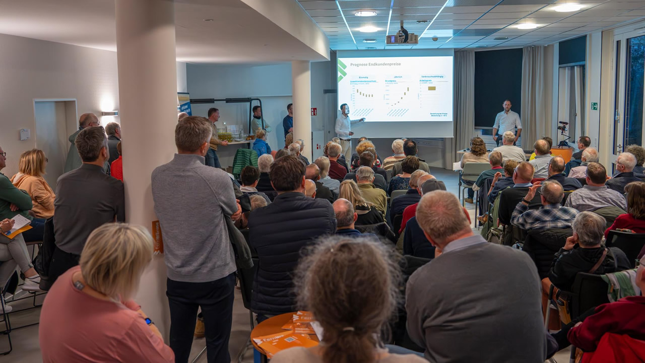 Über 100 Gäste beim Fernwärme-Infoabend der Stadtwerke Weinheim am 18. März 2026